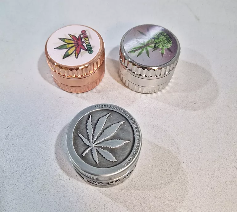 grinder-ocb-kraszer-mlynek-do-ziol-tytoniu-suszu-trzebnicka-561c-wroclaw-gracja