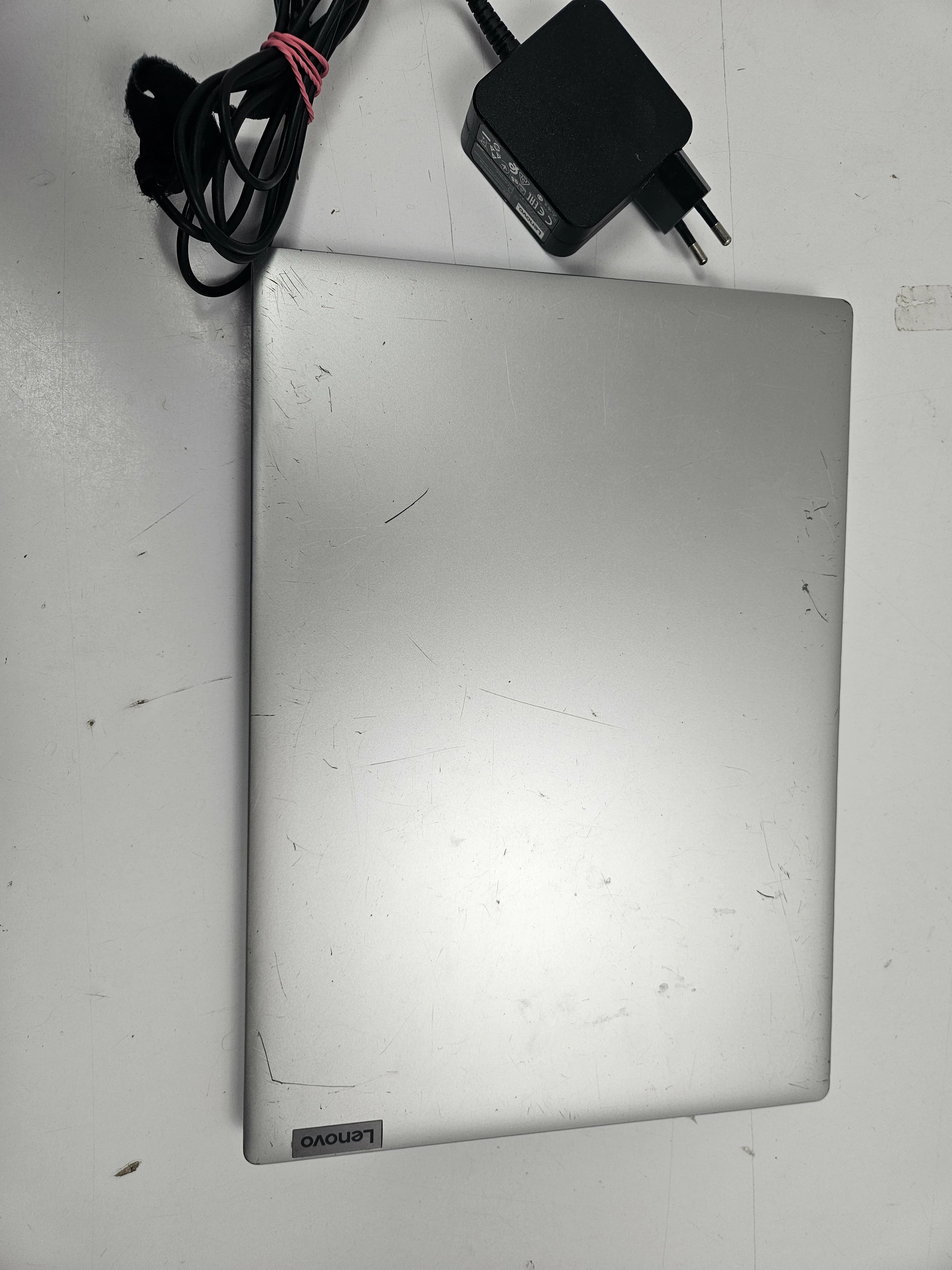 laptop-lenovo-ideapad-1-14igl05-4gb128gb-przekatna-ekranu-1400