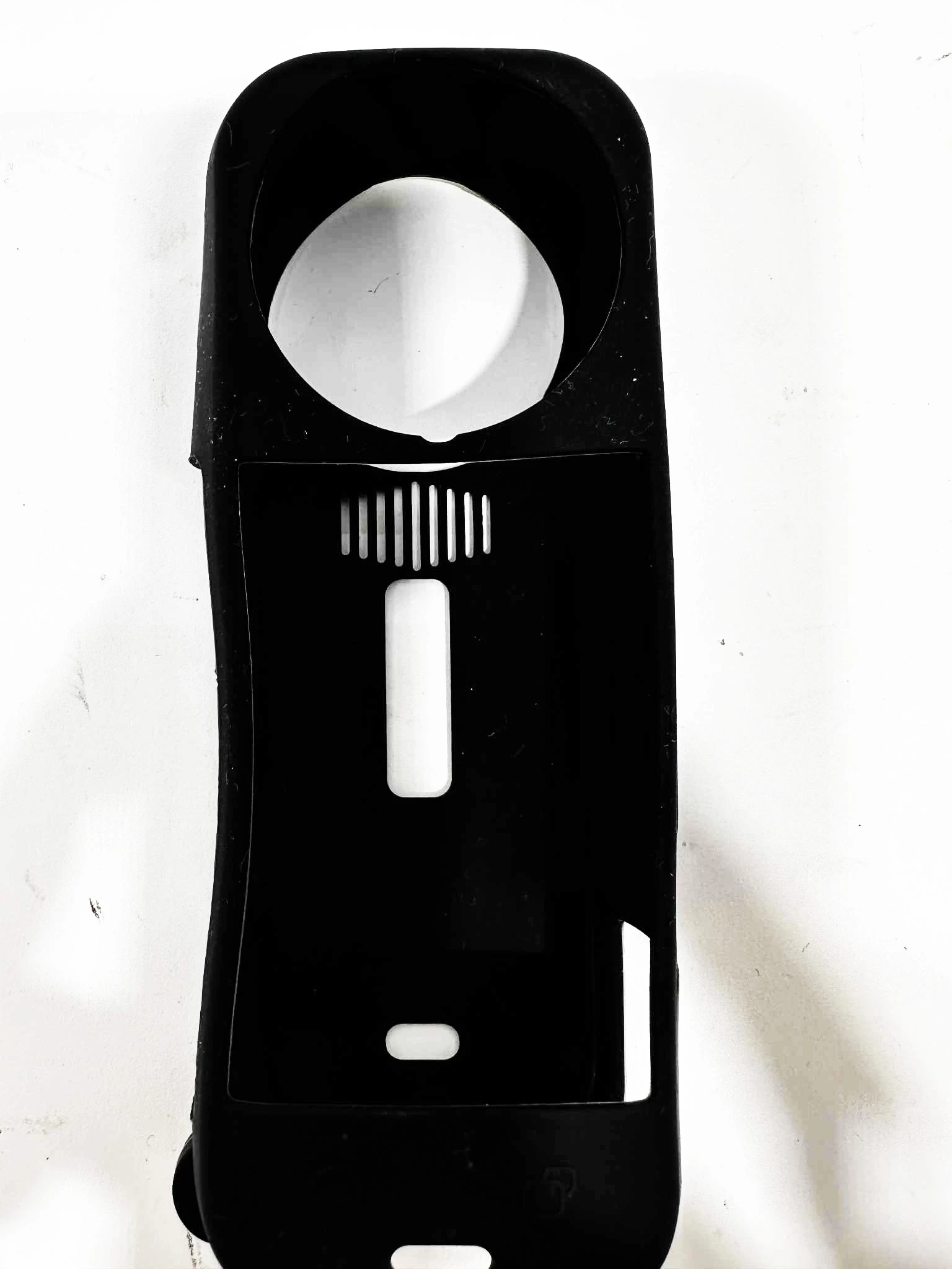 bezpieczne-etui-case-oslona-ochronna-transportowa-do-kamery-insta360-x4-model-etui-do-kamery-insta360-x4