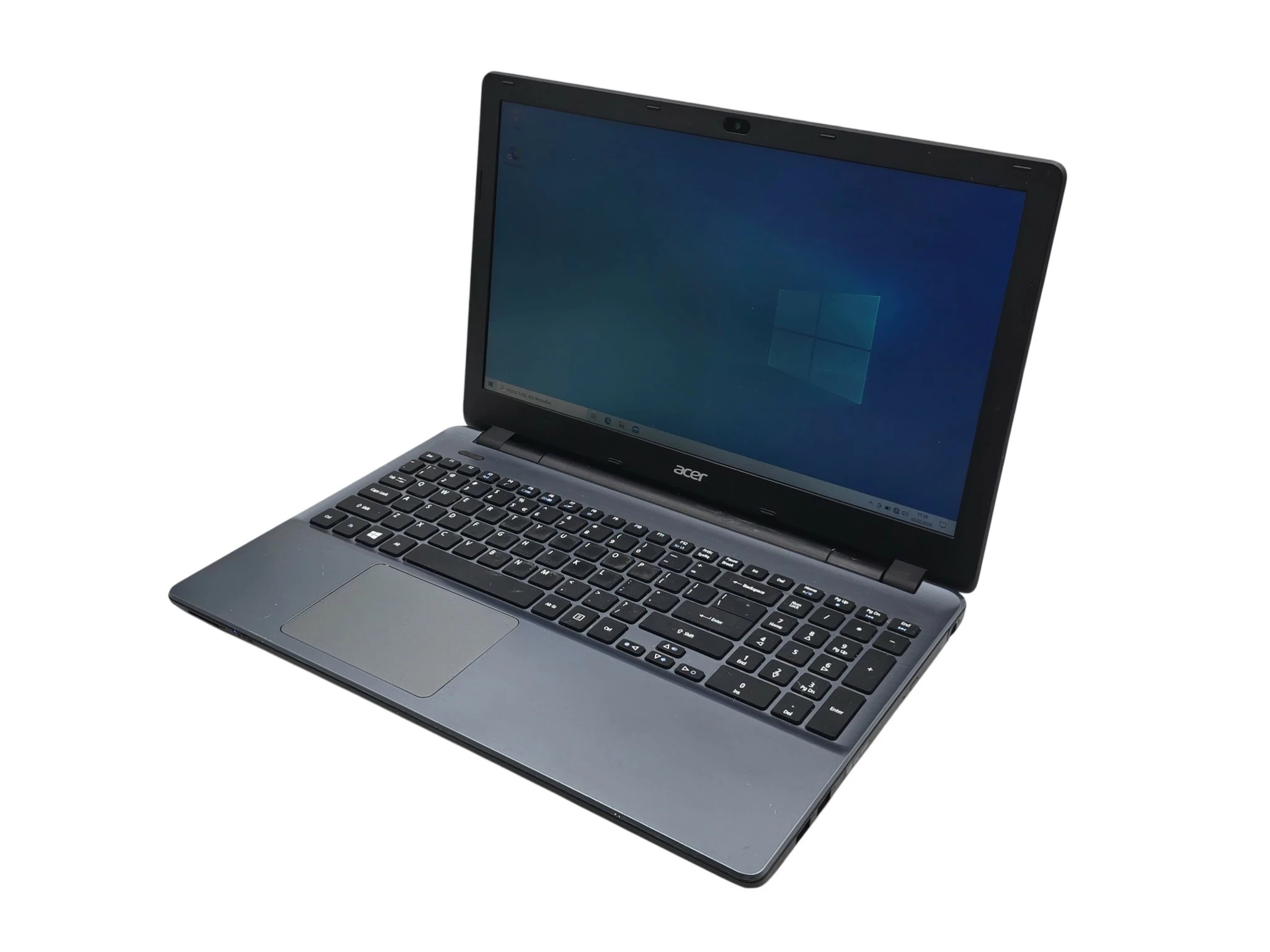 laptop-acer-e5-571-1560-intel-i5-5200u-6gb-1tb-ssd-geforce-840m-liczba-rdzeni-procesora-4329-3