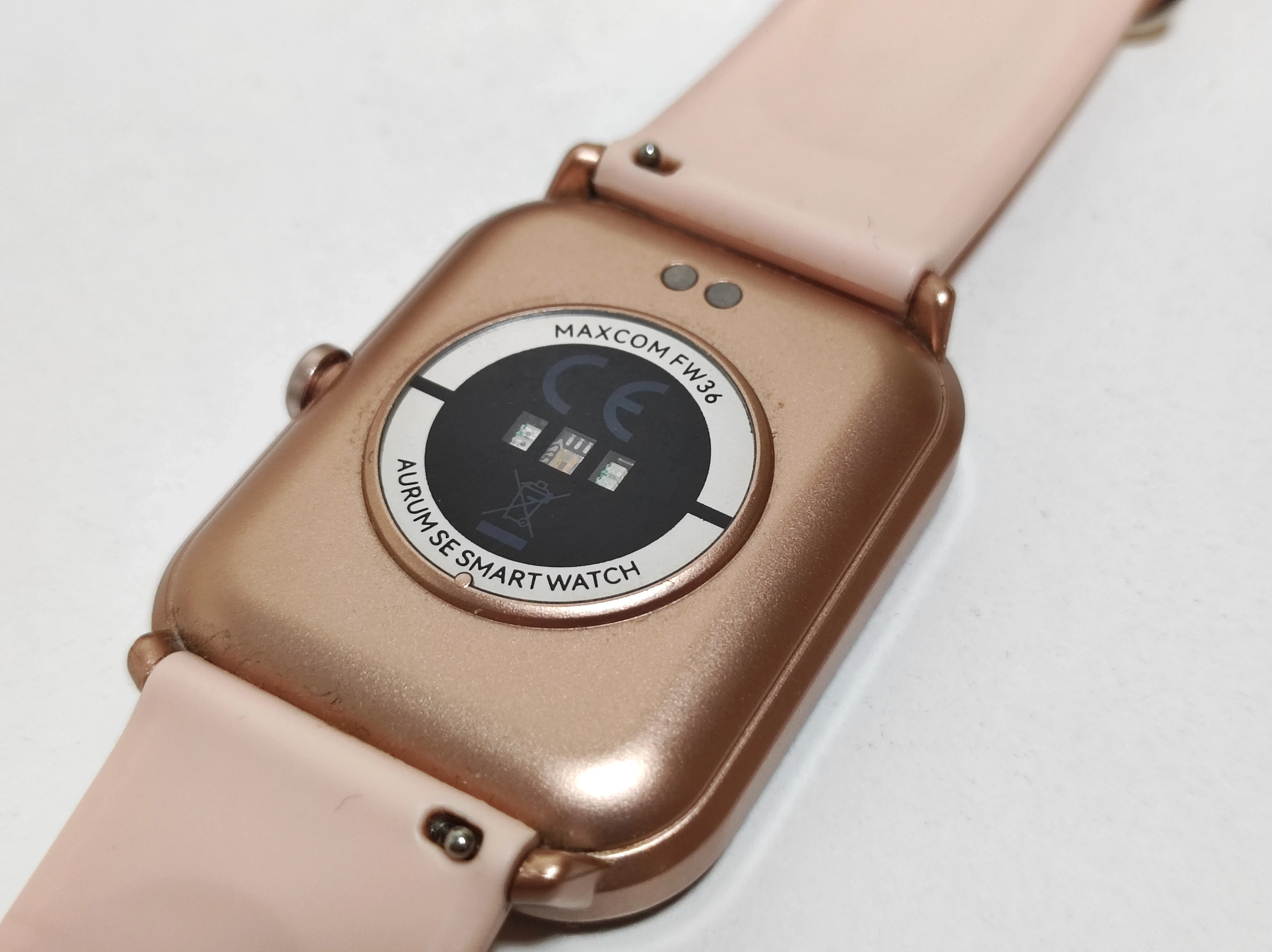 smartwatch-maxcom-aurum-se-stan-11323-2