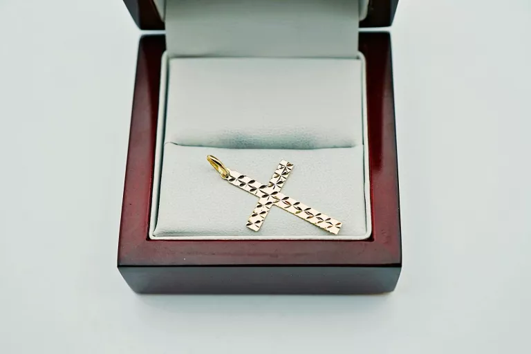 sliczny-zloty-krzyzyk-pr333-8k-052g-stan-11323-2