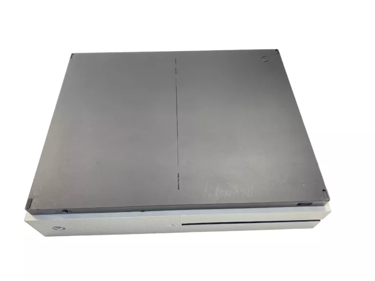 konsola-xbox-one-500gb-zasilacz-pud-liczba-kontrolerow-w-zestawie-205994-225550