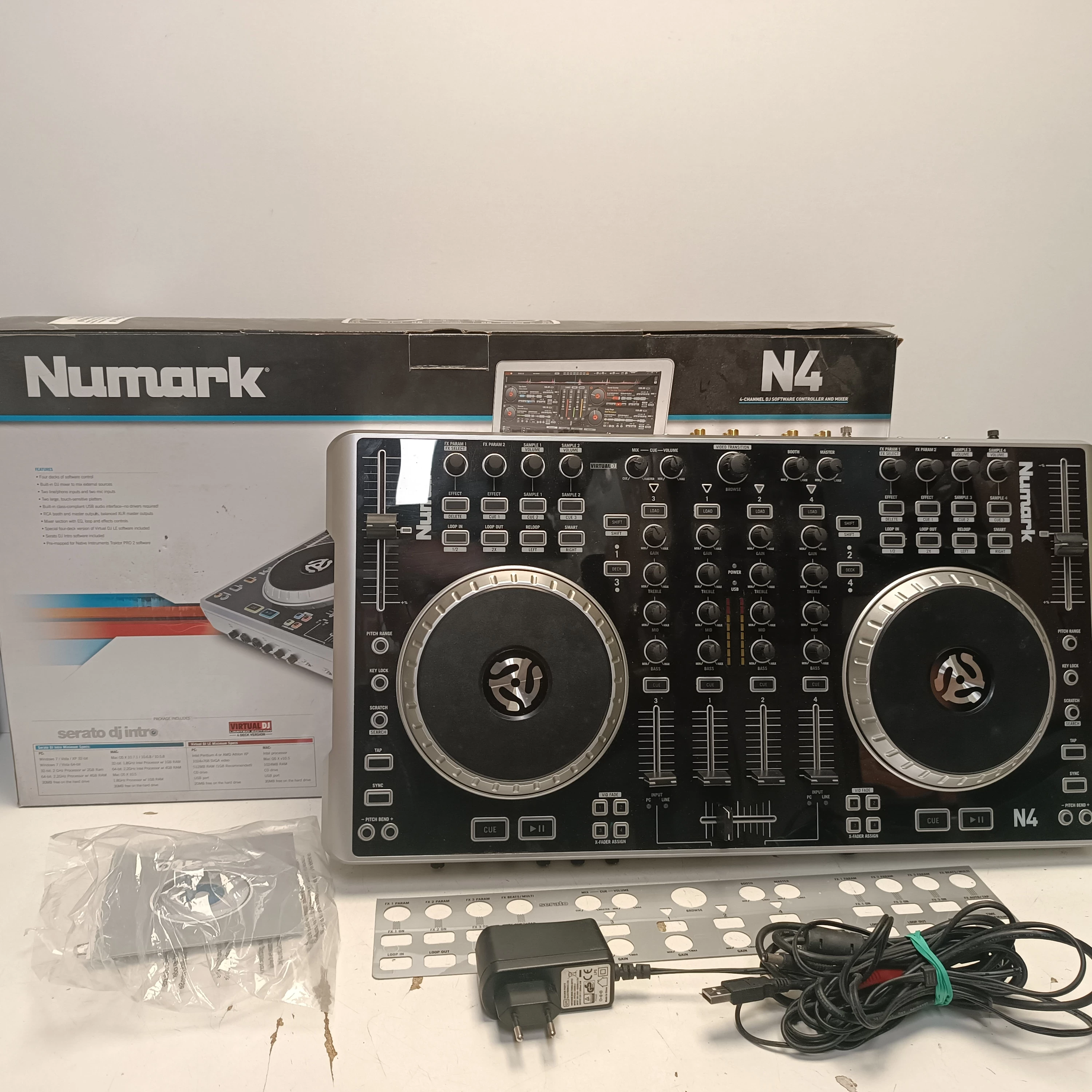 kontroler-dj-numark-n4-osiedle-teatralne-3u15-krakow