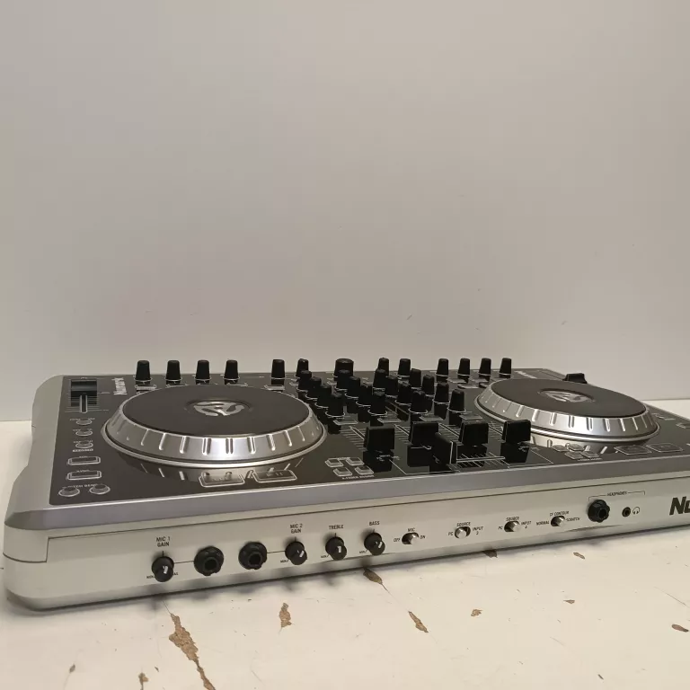 kontroler-dj-numark-n4-kod-producenta-n4