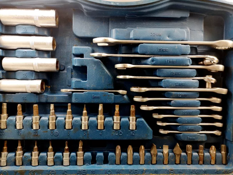 klucze-nasadowe-tagred-opis-liczba-elementow-w-zestawie-108