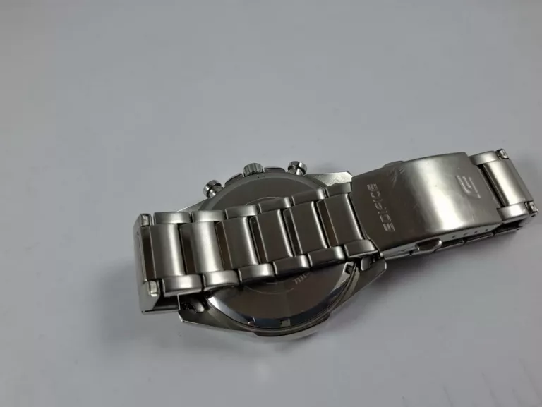 zegarek-casio-edifice-efr-571d-1avuef-pudelko-mechanizm-18738-1