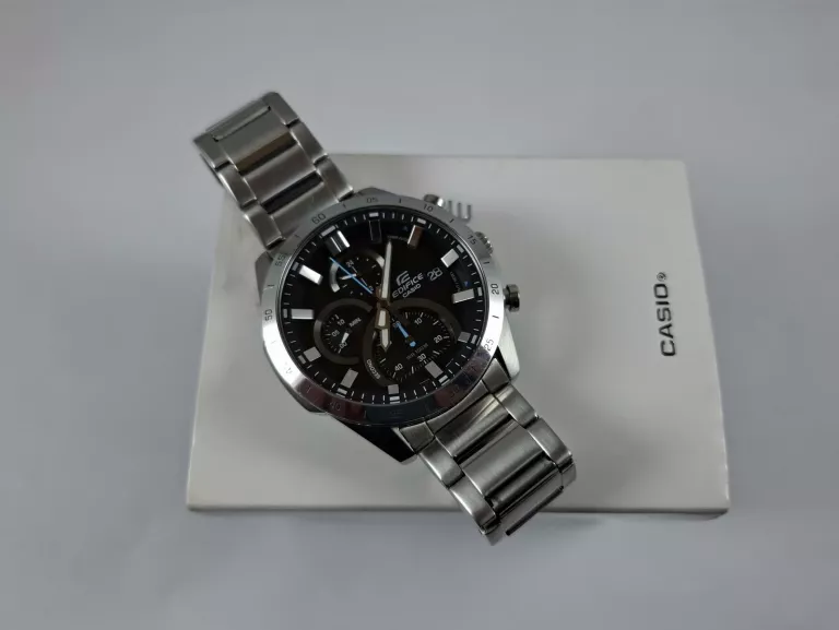 zegarek-casio-edifice-efr-571d-1avuef-pudelko-wielka-rzeznicka-1-srem-centrum