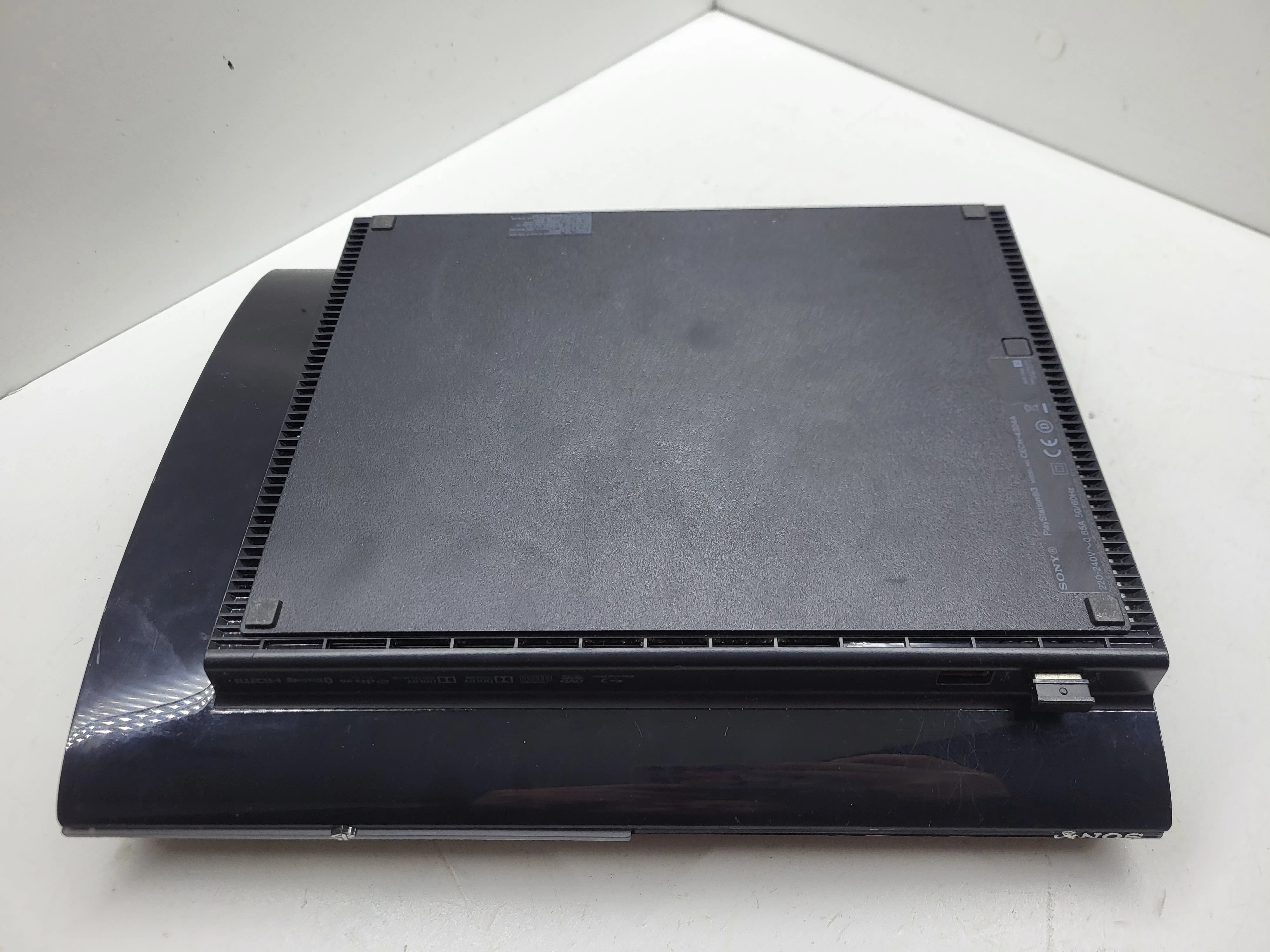 konsola-ps3-superslim-12gb-brak-pada-waga-produktu-700
