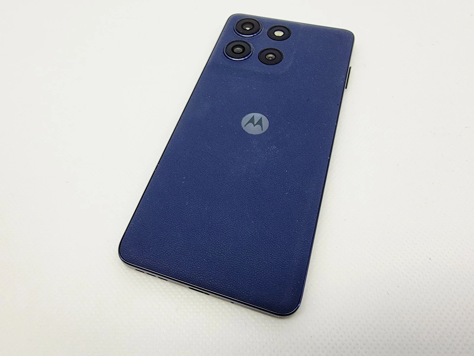 motorola-moto-g86-power-5g-12256gb-pojemnosc-akumulatora-6720