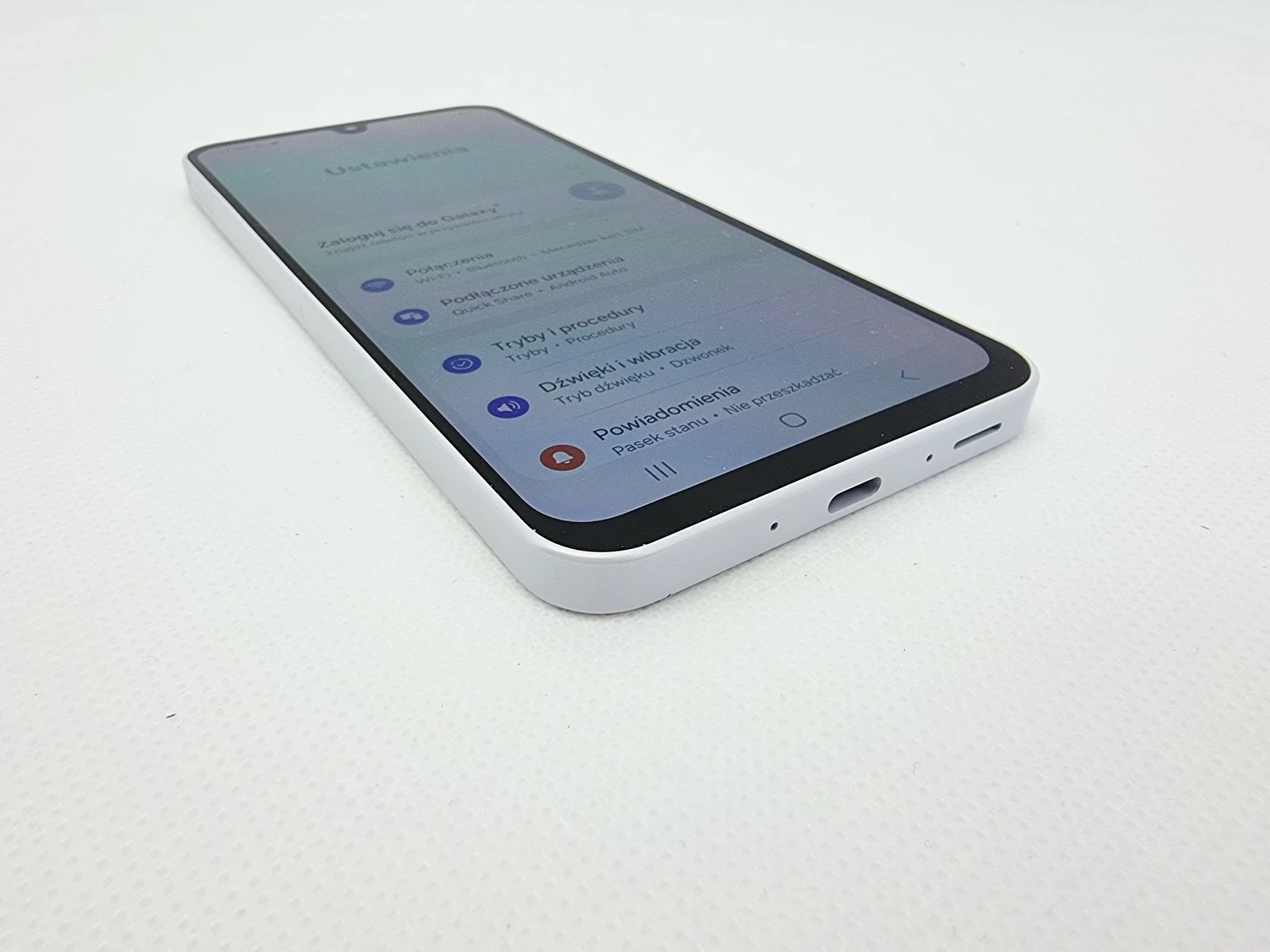 samsung-galaxy-a26-5g-6-gb-128-gb-bialy-dual-sim-przekatna-ekranu-670