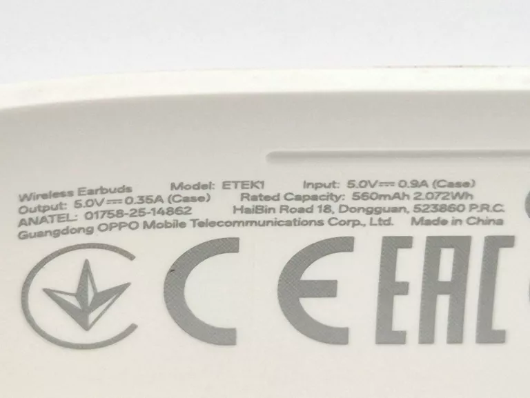 sluchawki-oppo-enco-buds-3-pro-bialy-kolor-dominujacy-129357-2