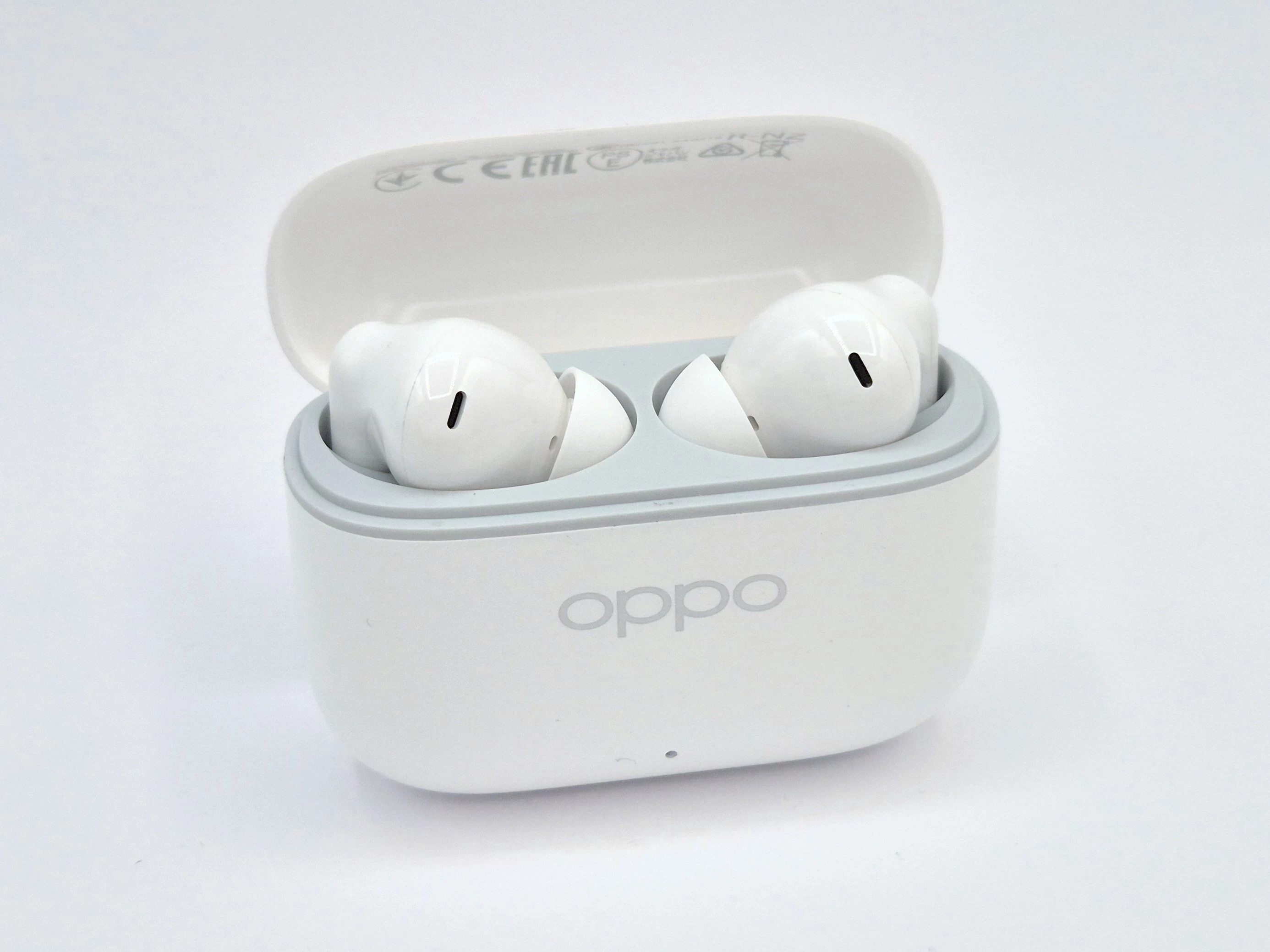 sluchawki-oppo-enco-buds-3-pro-bialy-3-maja-48-poznan-ska-x