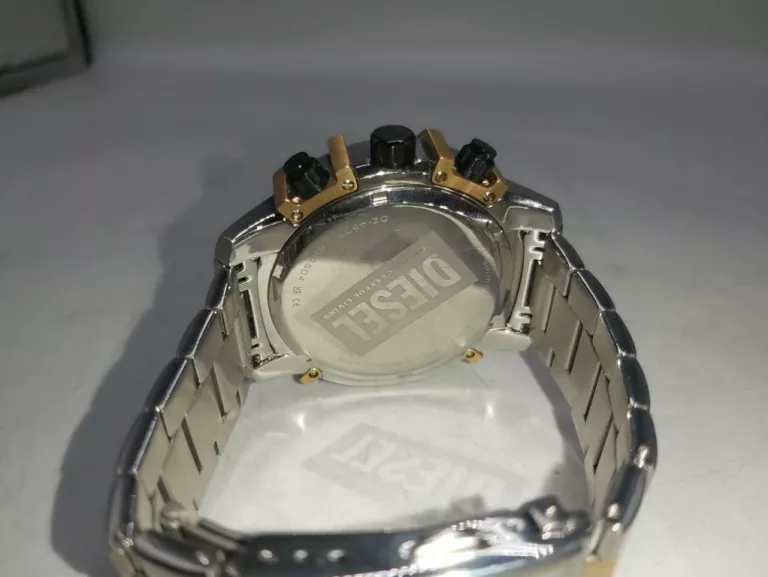 zegarek-diesel-dz-4577-funkcje-220-2