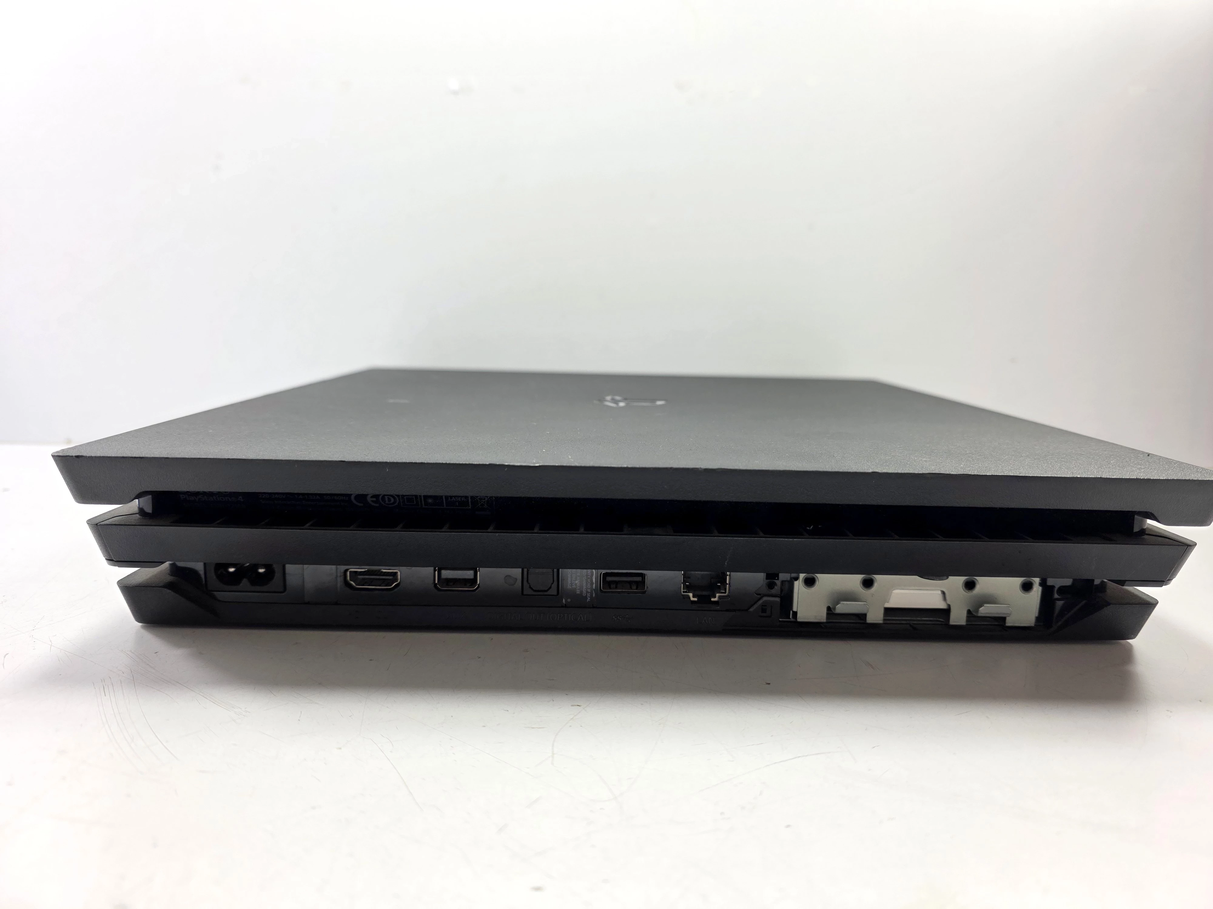 konsola-playstation-4-pro-1tb-cuh-7216b-pad-okab-stan-11323-2