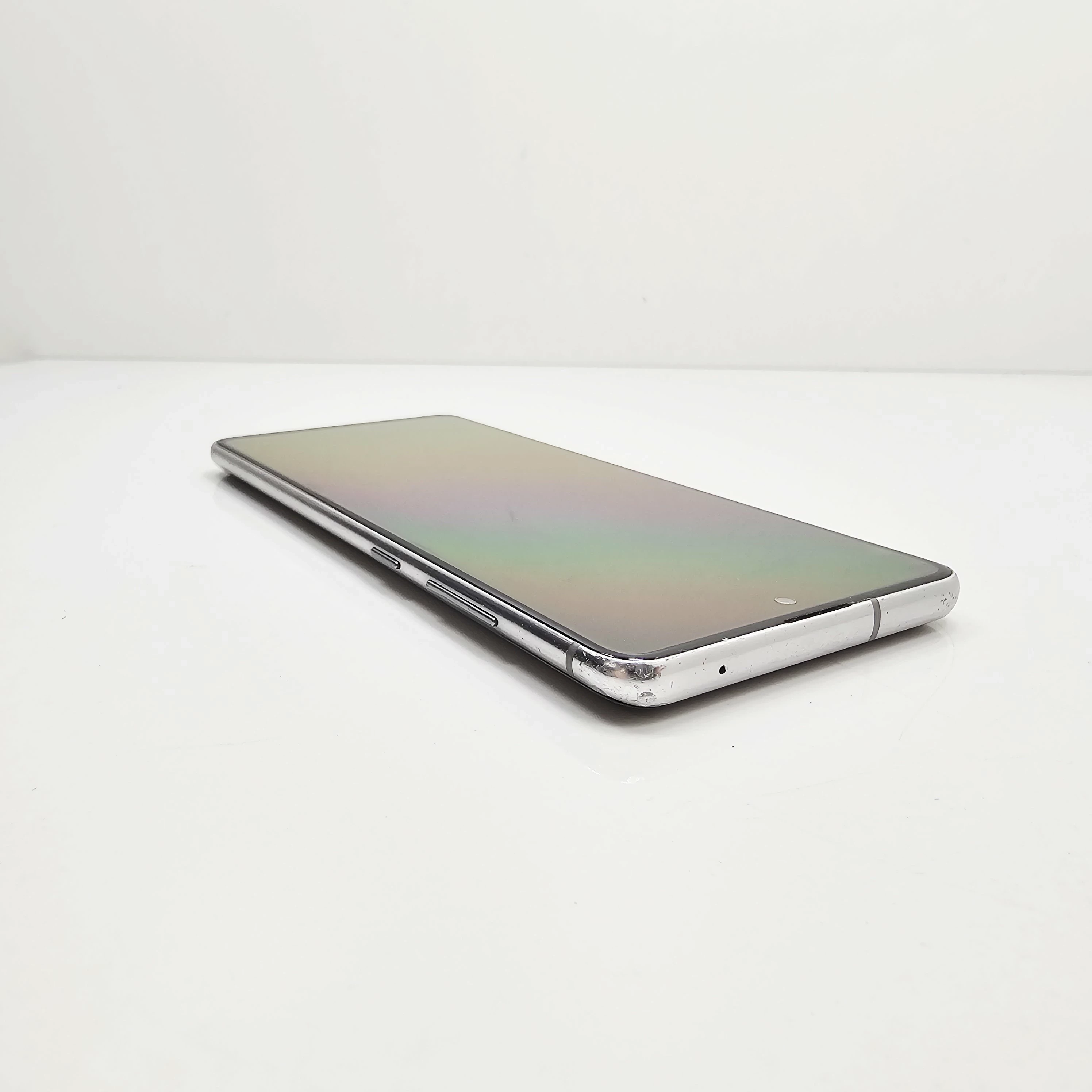 telefon-samsung-galaxy-note-10-light-6128gb-pojemnosc-akumulatora-4500