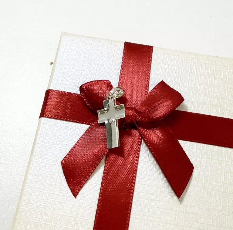 srebro-inny-wyrob-jubilerski-uzywany-krzyz-z-jezusem-ean-gtin-5905935561303