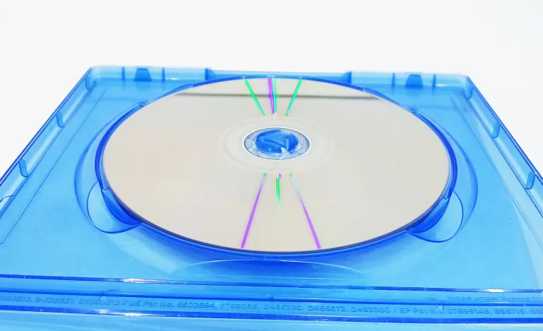 gra-ps4-the-last-of-us-remastered-wersja-jezykowa-216085-2