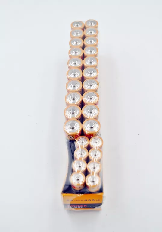 set-bateria-alkaiczna-kodak-aa-r6-20x-aaa-lr3-8x-stan-11323-2