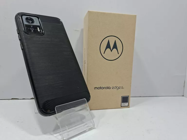 telefon-motorola-edge-30-neo-stan-11323-2