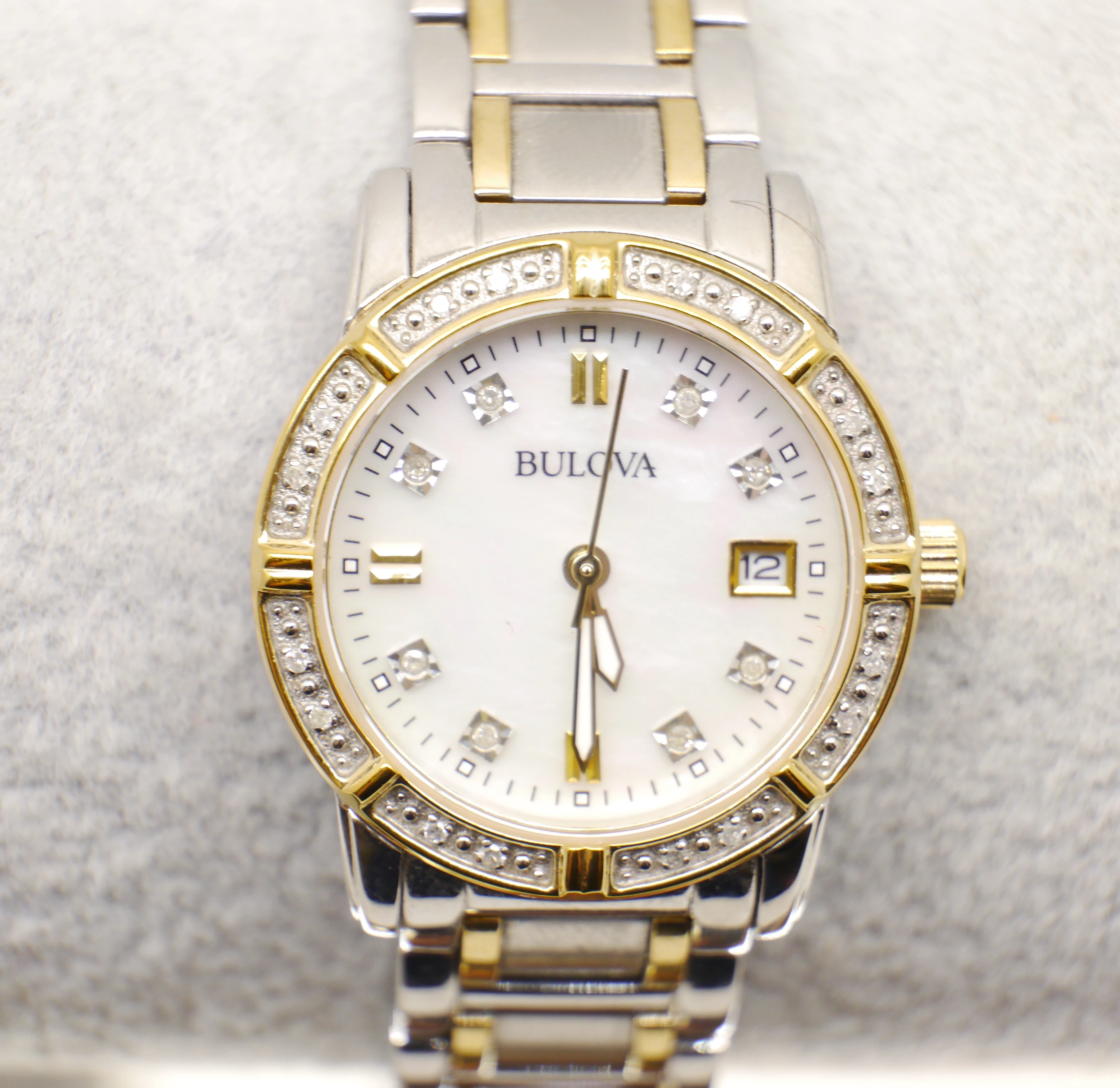 zegarek-bulova-diamond-98w107-kollataja-33-wroclaw