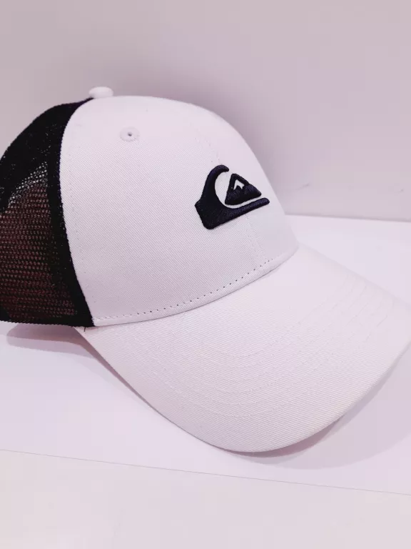 biala-czapka-z-daszkiem-quiksilver-budziszynska-107d-sj-wroclaw