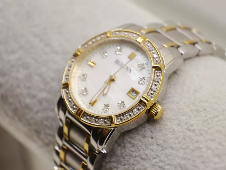 zegarek-bulova-diamond-98w107-mechanizm-18738-1