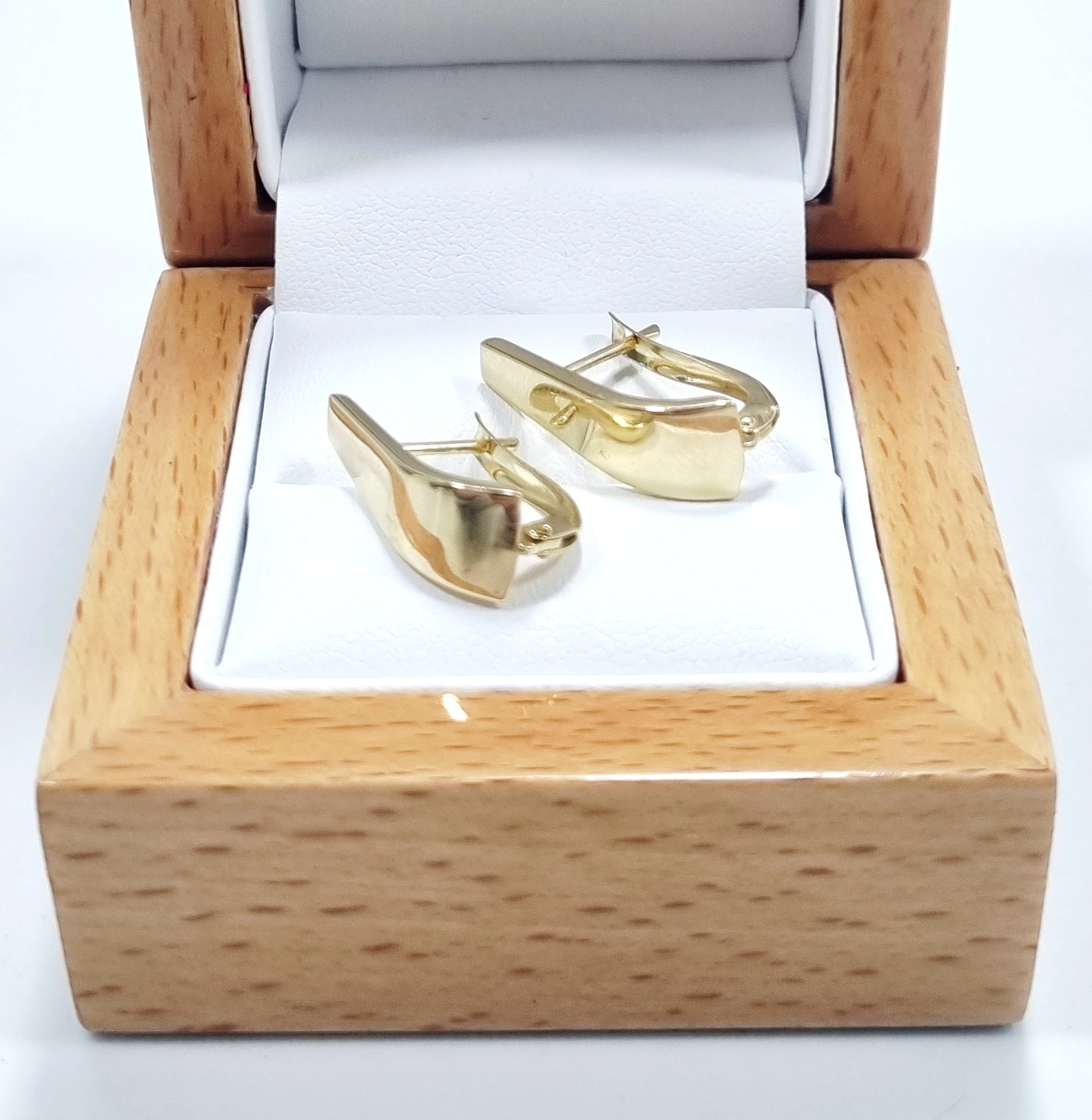 nienoszone-zlote-kolczyki-p585-185g-kolor-249512-1647429