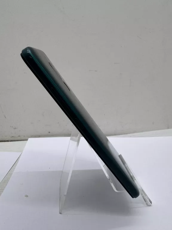 telefon-xiaomi-redmi-8-464gb-stan-11323-2