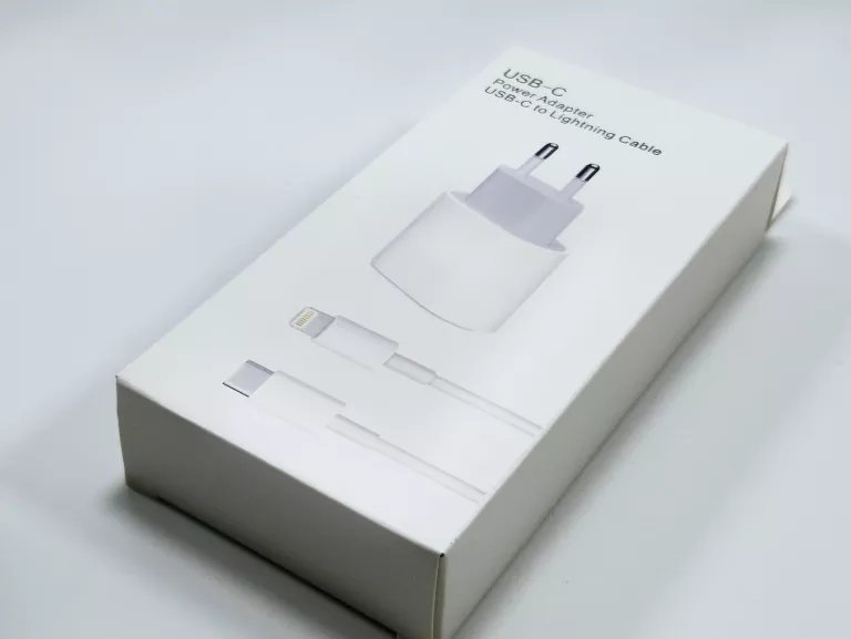 ladowarka-kostka-usb-c-lightning-dabrowskiego-80-poznan-ska