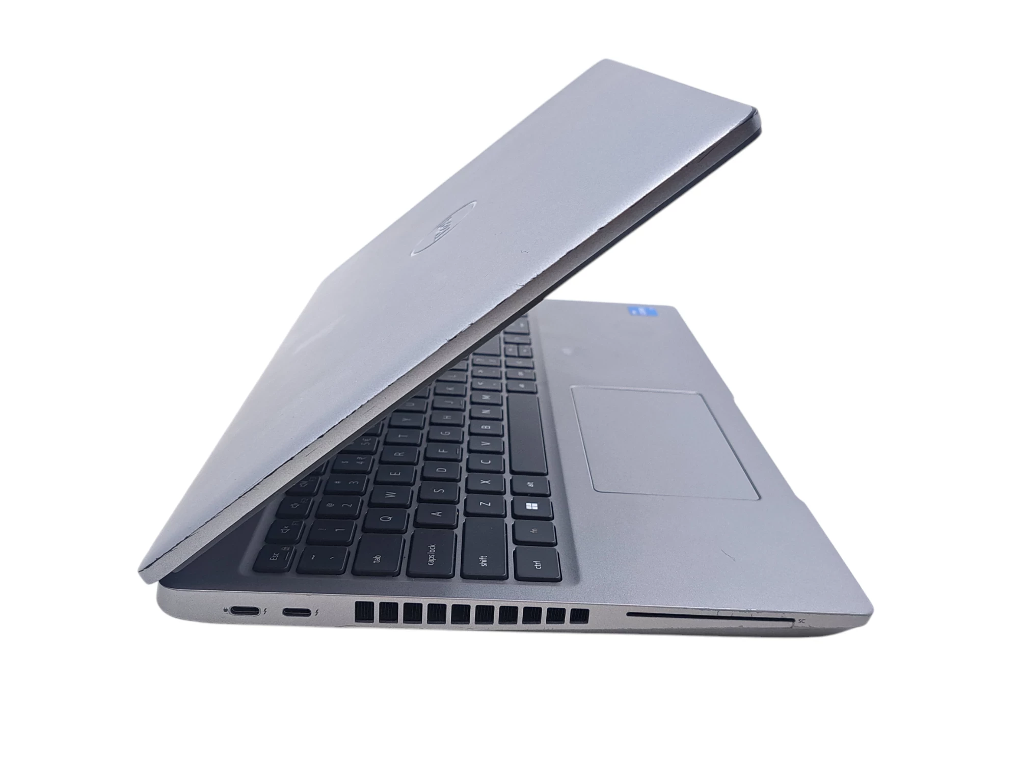 laptop-dell-latitude-5521-156-11th-gen-i5-11400h-8gb-256gb-ssd-win11-przekatna-ekranu-1560