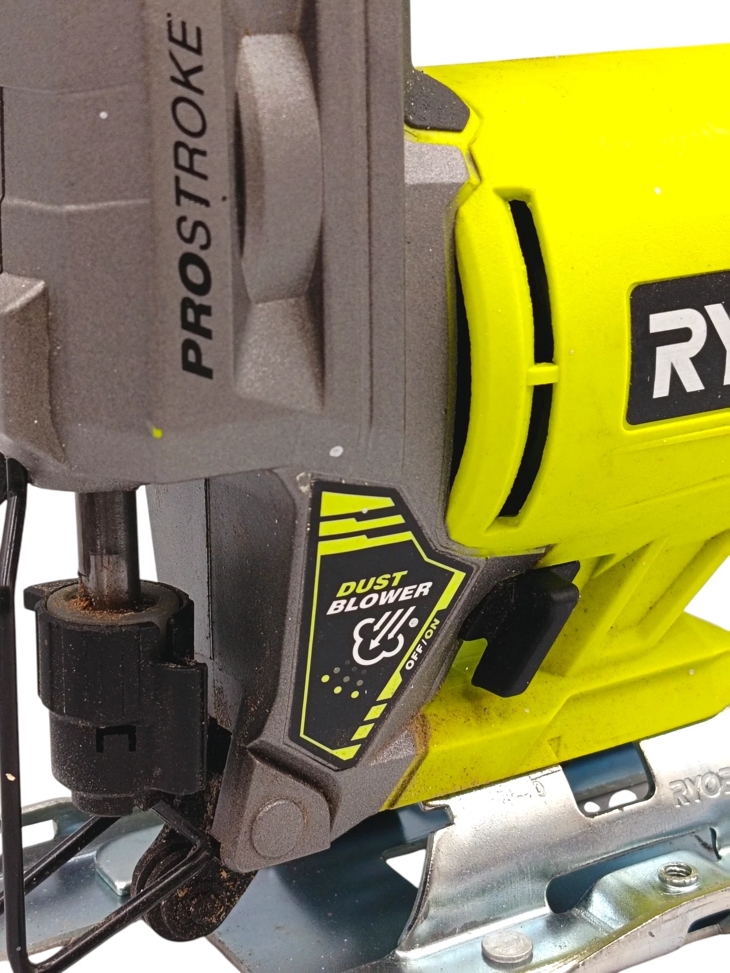 wyrzynarka-sieciowa-ryobi-rjs750-500w-led-mocowanie-brzeszczotu-205041-222245