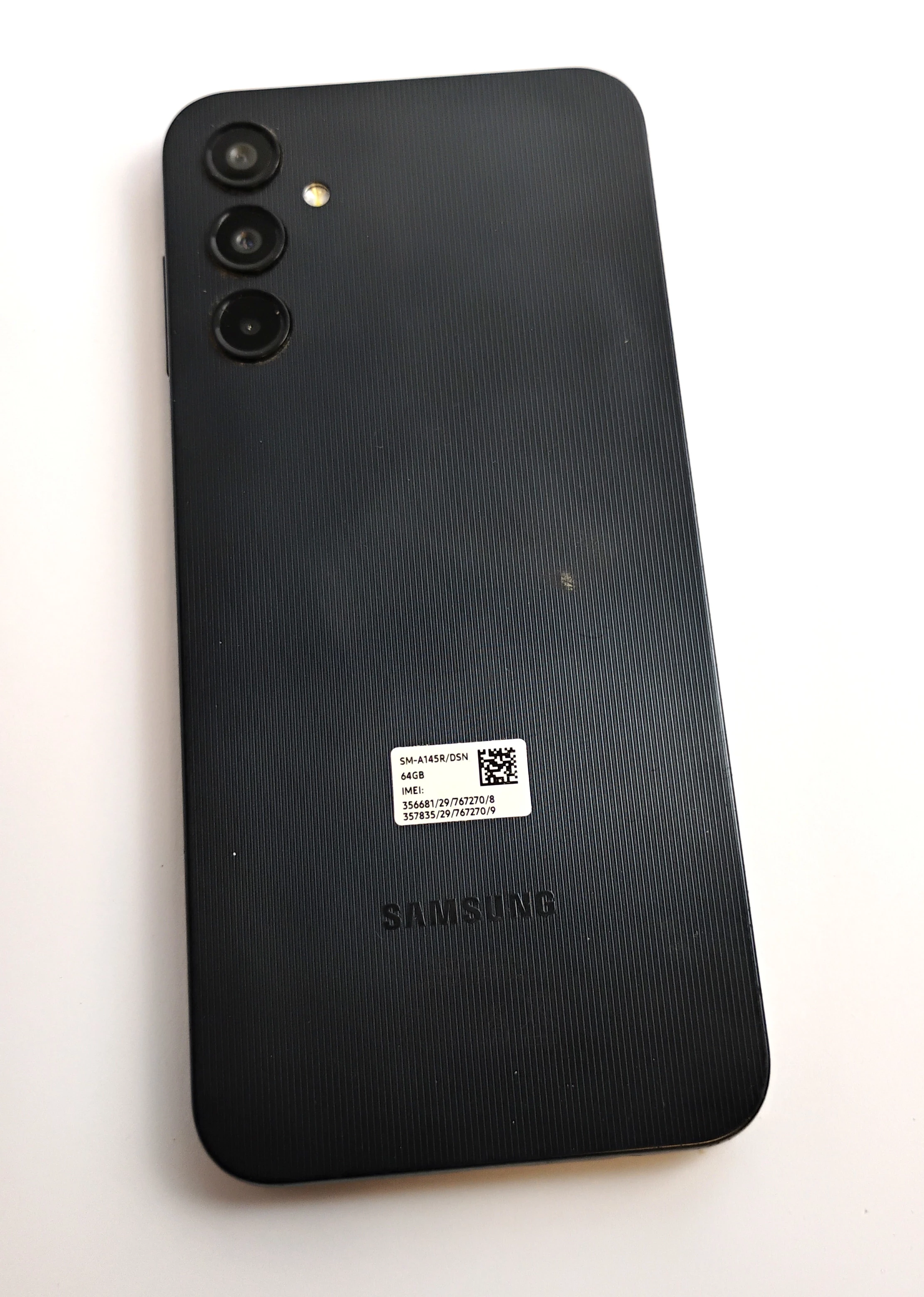 telefon-samsung-a14-464gb-przekatna-ekranu-660