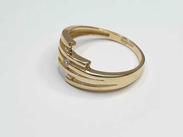 zloty-pierscionek-585-r19-rodzaj-2205-16