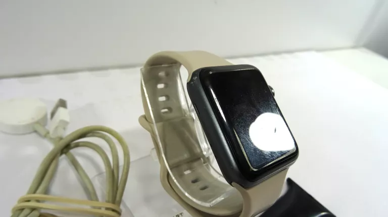 zegarek-smart-watch-apple-watch-series-2-lad-paski-ean-gtin-0190198211682