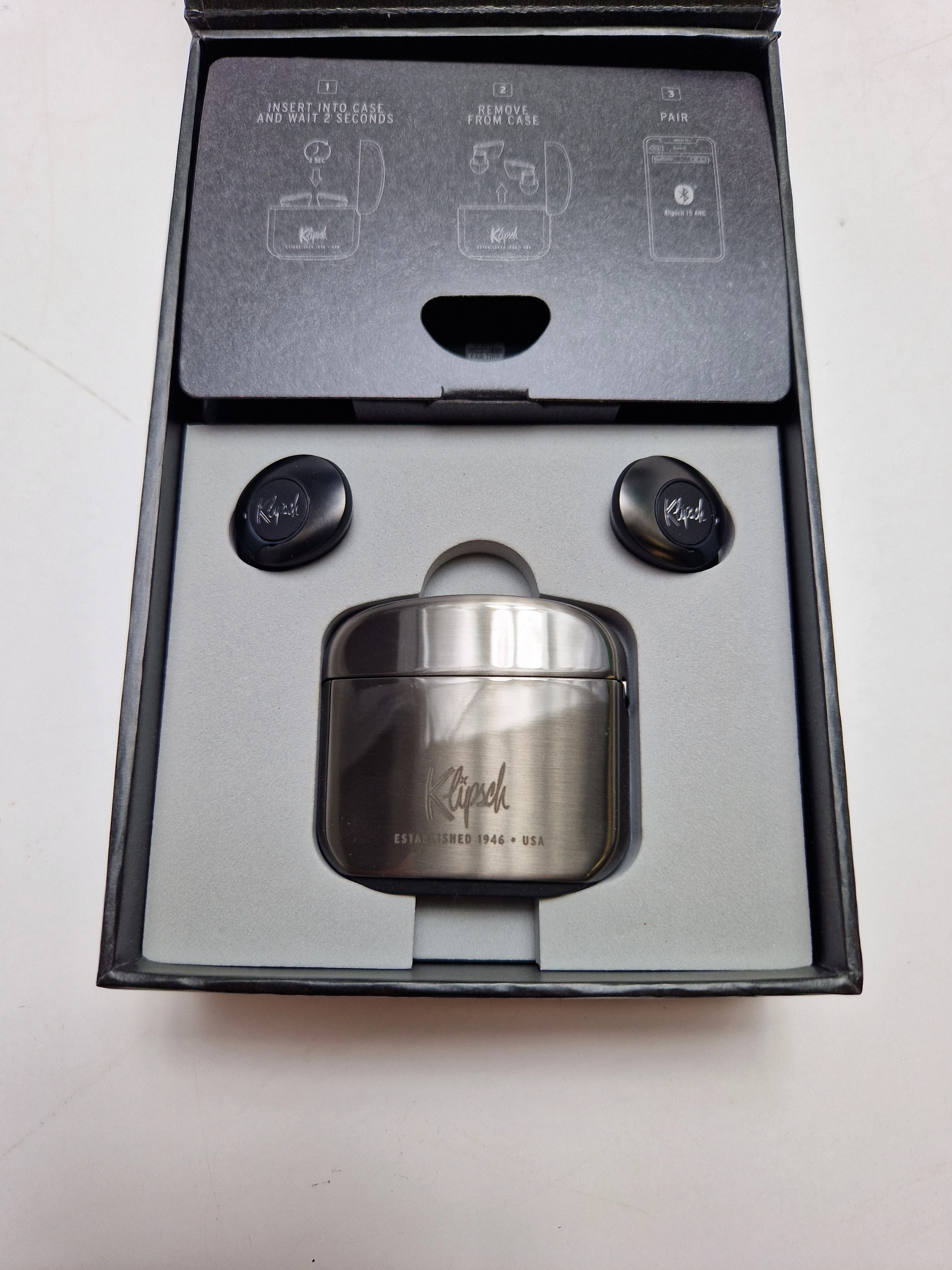 sluchawki-bezprzewodowe-klipsch-t5-ii-true-wireless-czarne-stan-11323-2