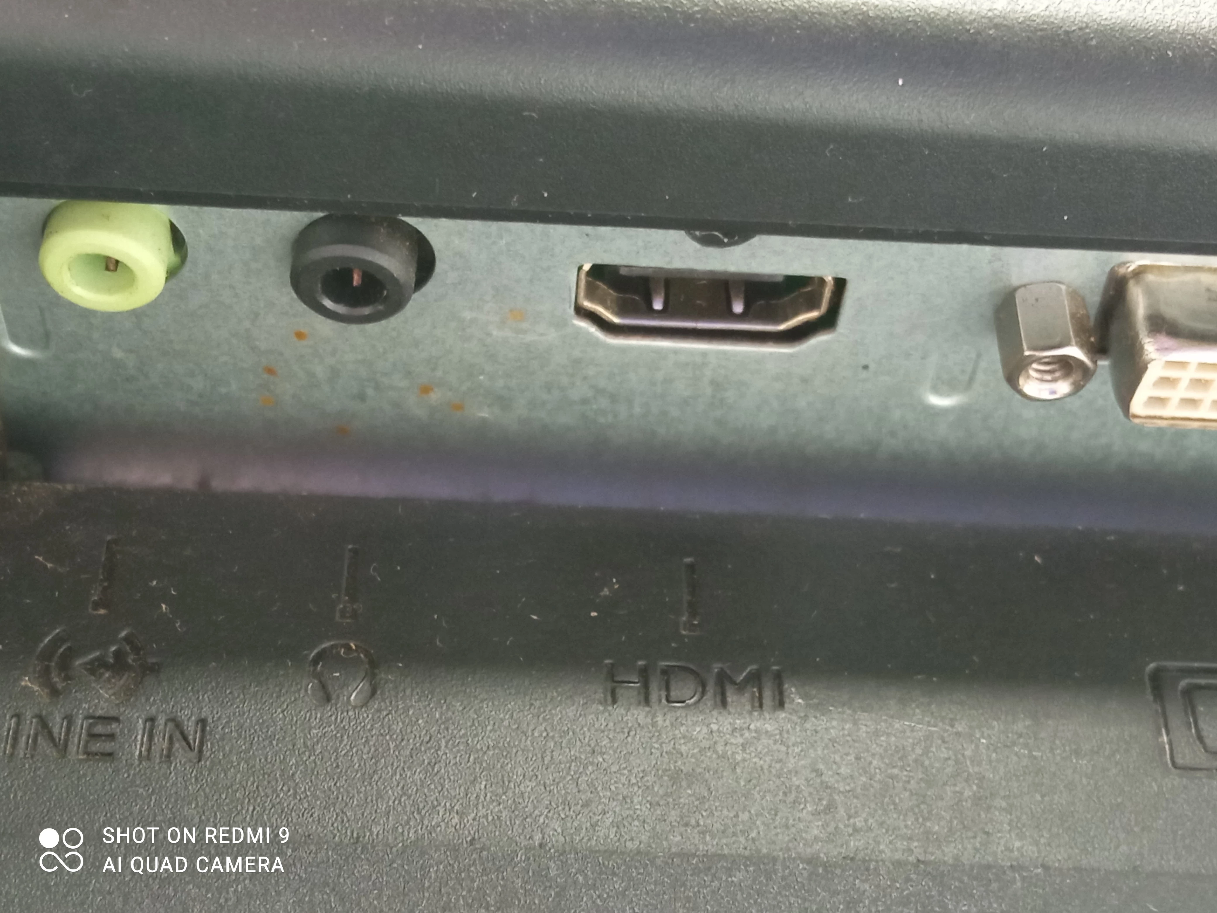 monitor-benq-gl2450-przekatna-ekranu-cale-2400