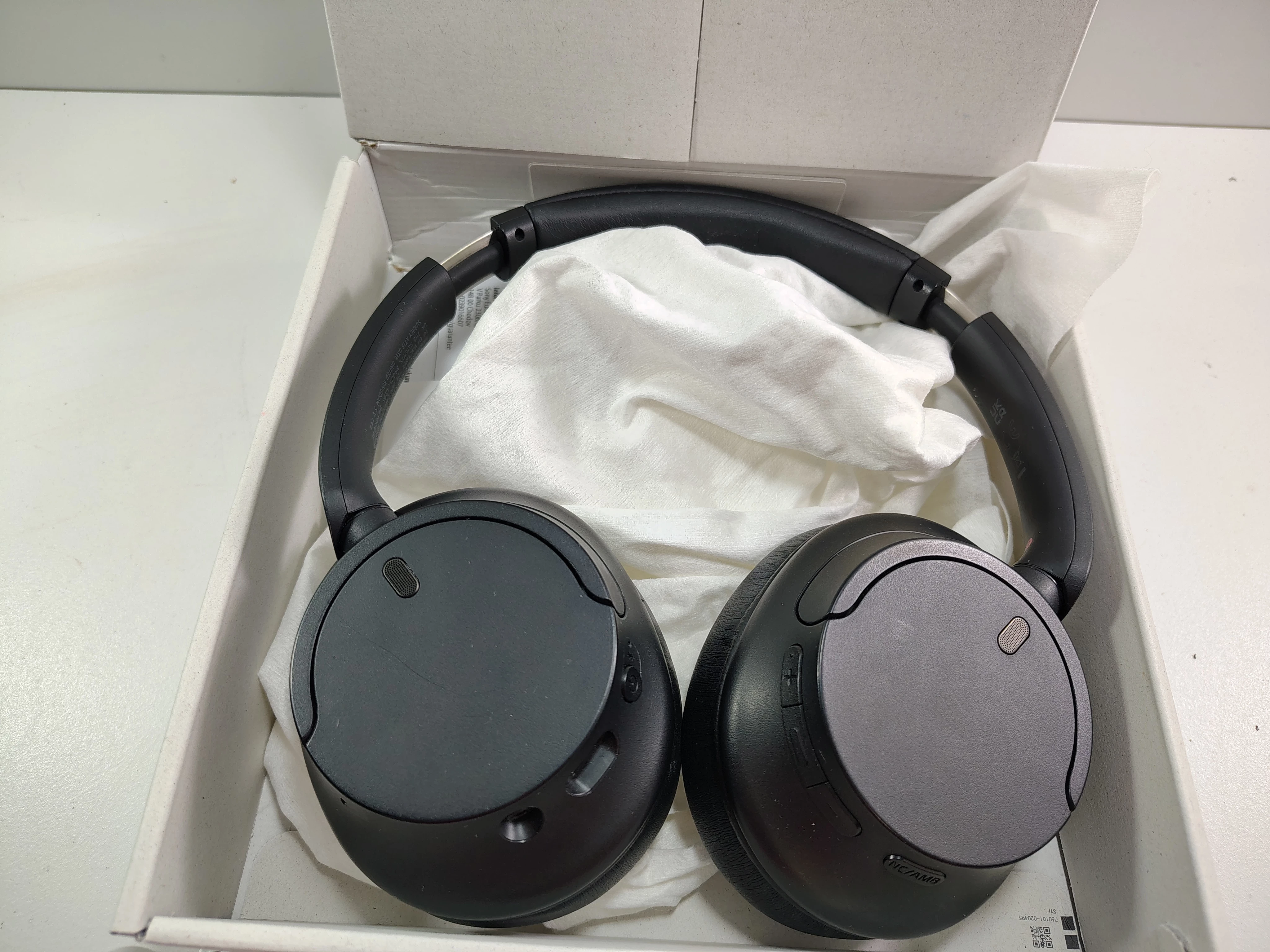 sluchawki-sony-wh-ch720n-ean-gtin-4548736143012