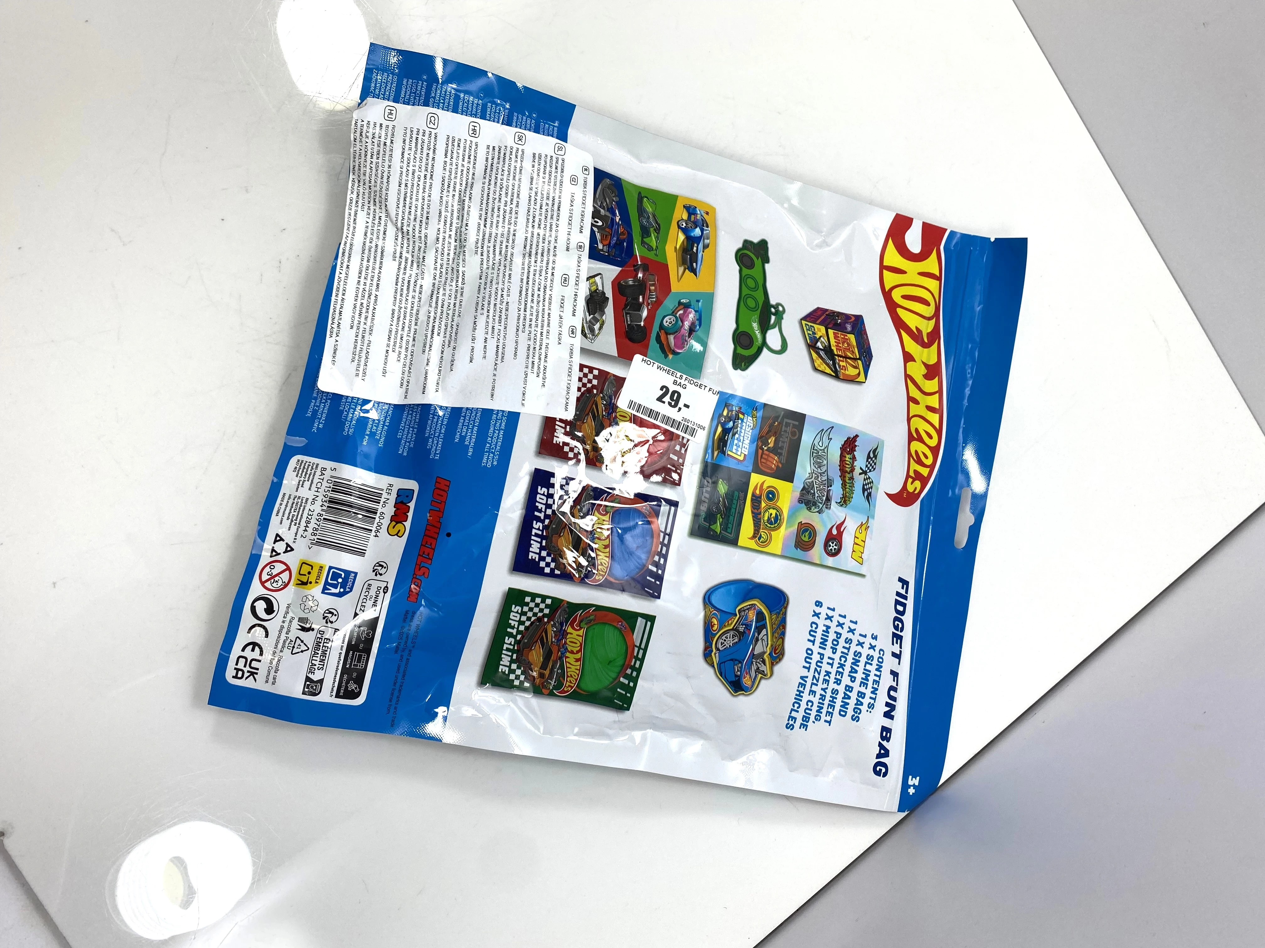 hot-wheels-fidget-fun-bag-stan-11323-2