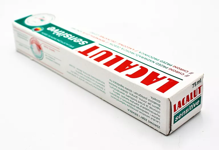 pasta-do-zebow-wrazliwych-lacalut-sensitive-75ml-przeznaczenie-208806-236886