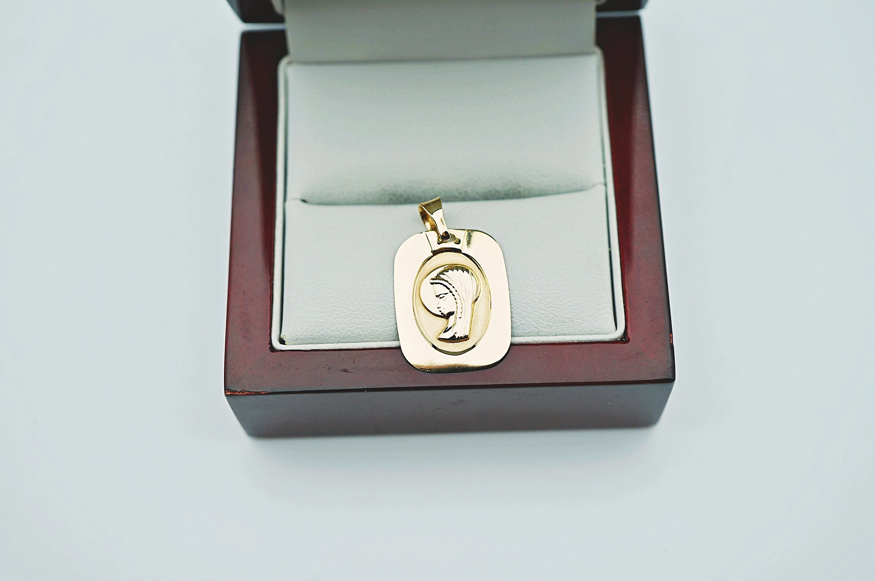 zloty-medalik-matka-boska-madonna-prostokatny-pr-585-14k-098g-glogowska-160-poznan