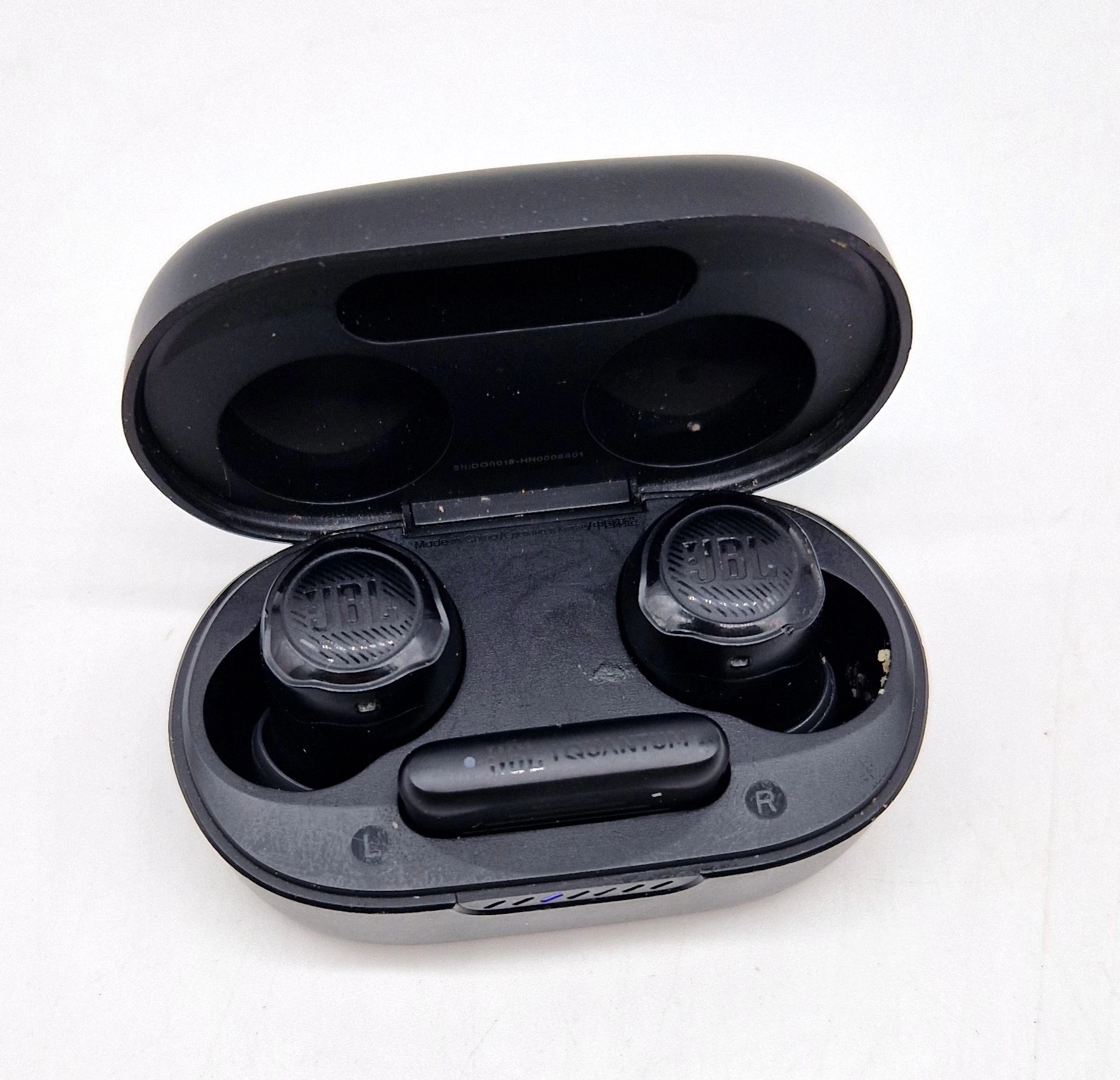 sluchawki-bezprzewodowe-jbl-quantum-tws-ean-gtin-6925281967870