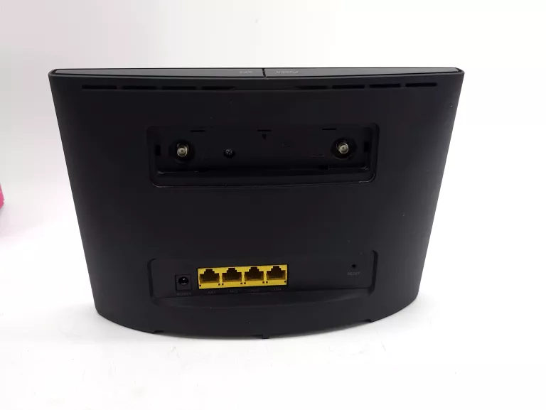 router-huawei-b525s-23a-lte-wbudowany-modem-227329-320377