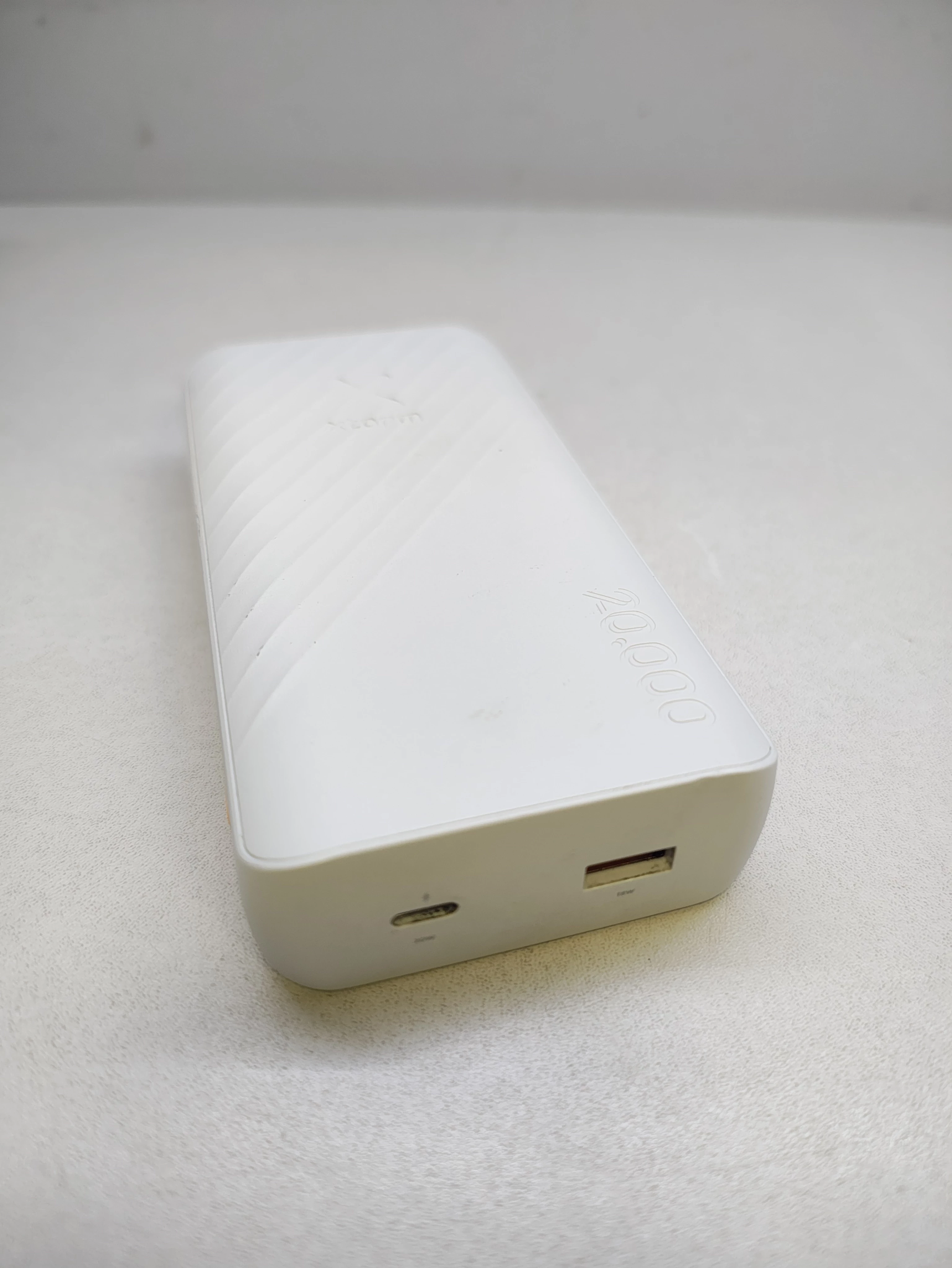 powerbank-xtrom-20000mah-stan-11323-2