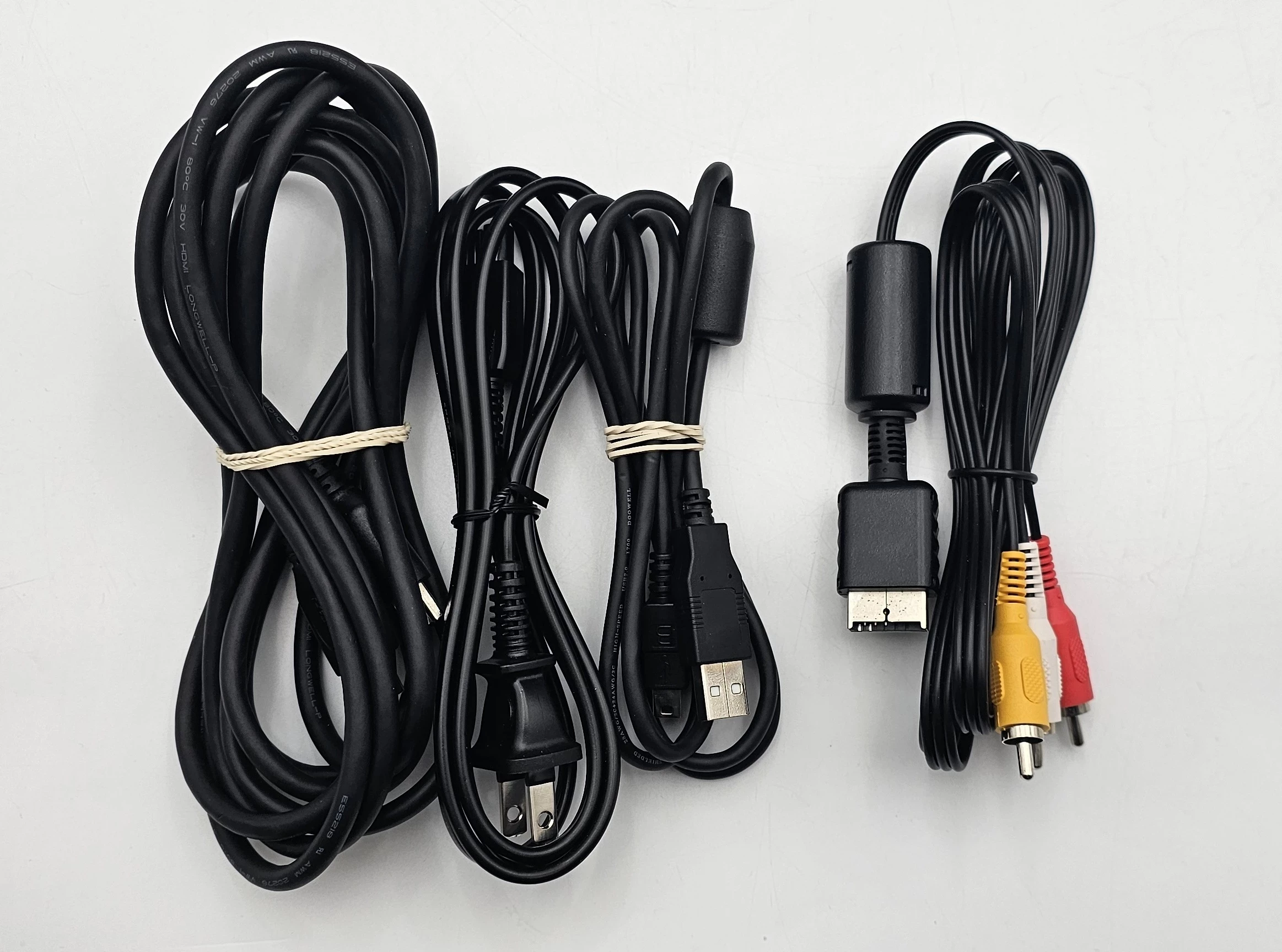 konsola-ps3-slim-1tb-cech-3000b-pad-okablowanie-pudelko-wyd-japonskie-ean-gtin-3588682297231