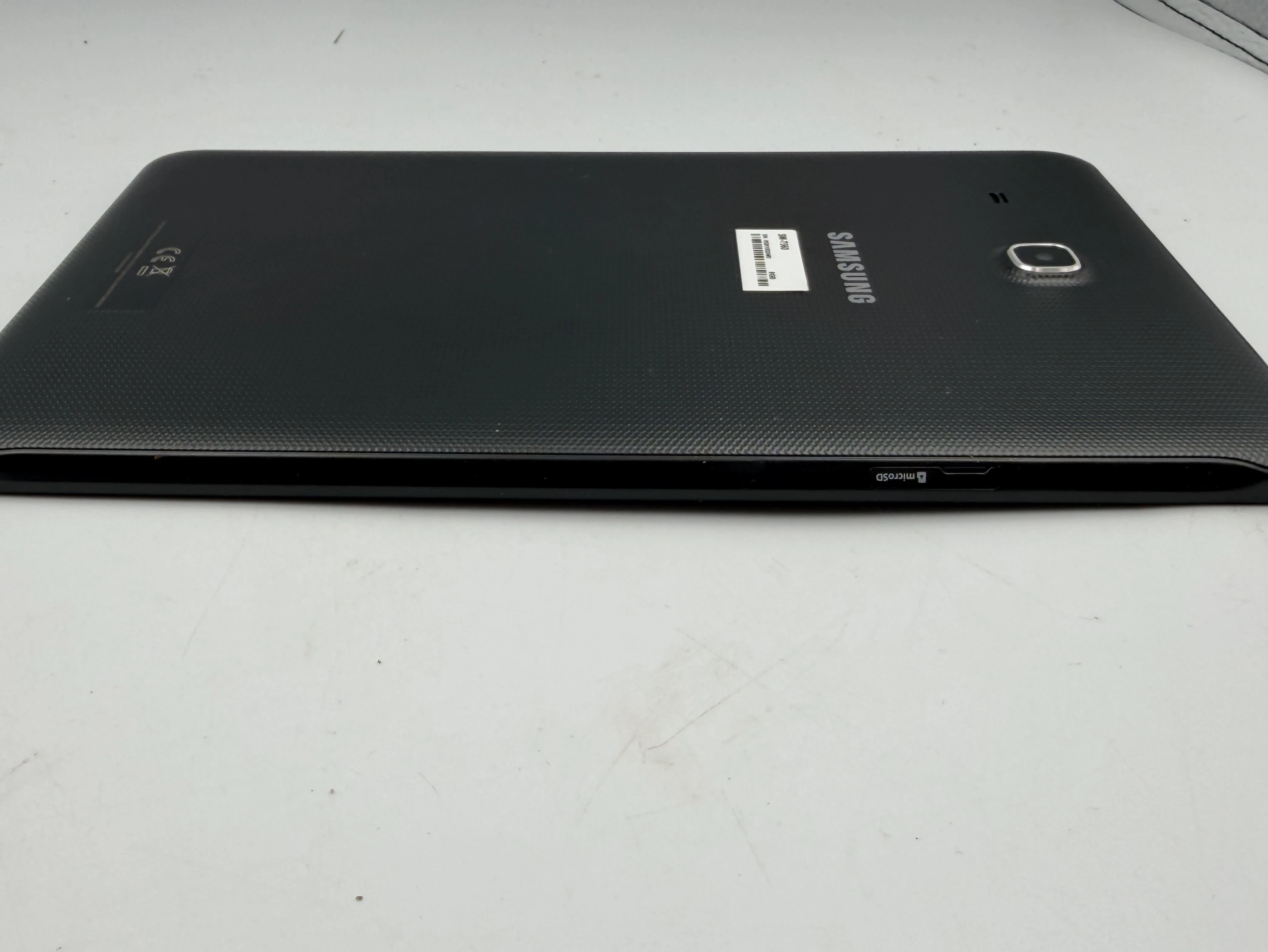 tablet-samsung-galaxy-tab-sm-t560-wbudowana-pamiec-202869-214205