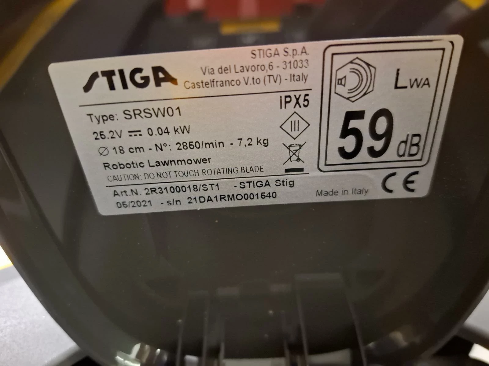 robot-koszacy-stiga-srsw01-husqvarna-automower-250m-instalatioon-kit-wielka-rzeznicka-1-srem-centrum