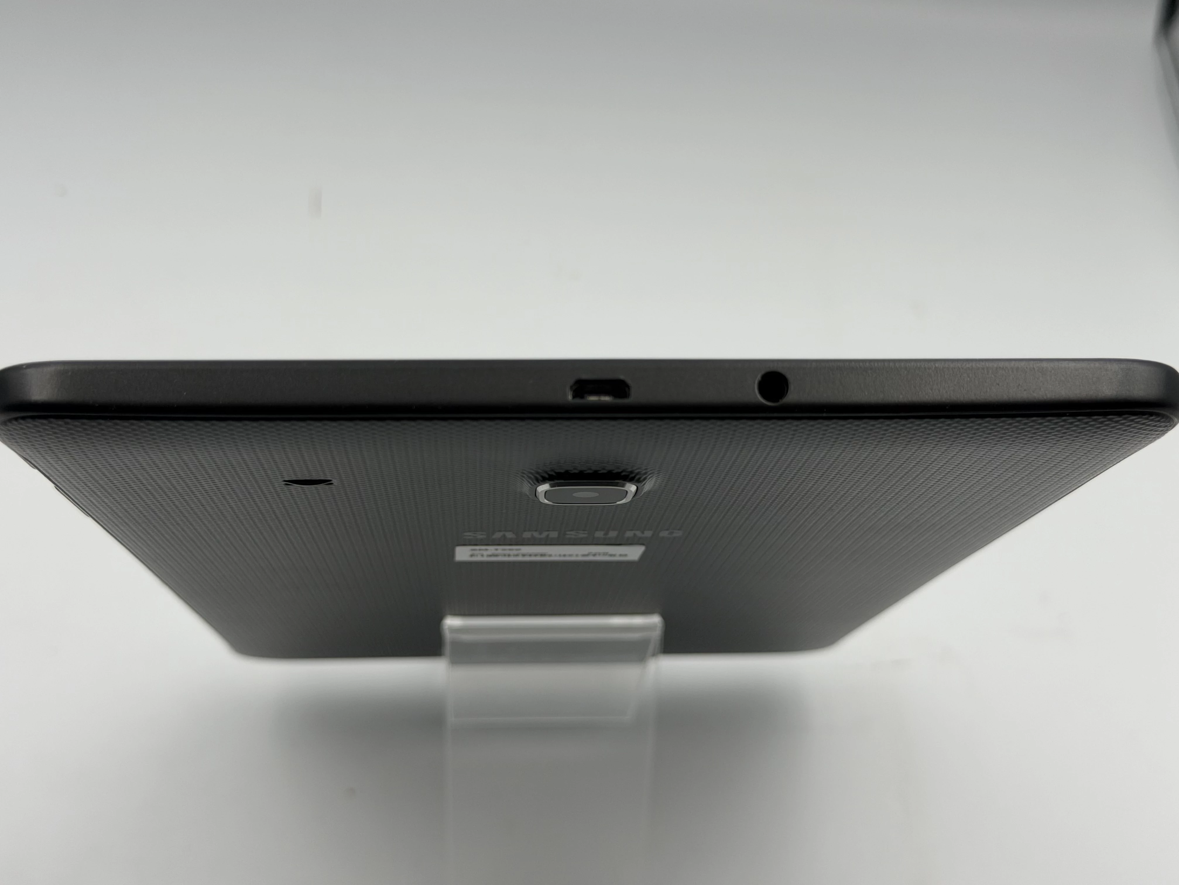 tablet-samsung-galaxy-tab-sm-t560-stan-11323-2