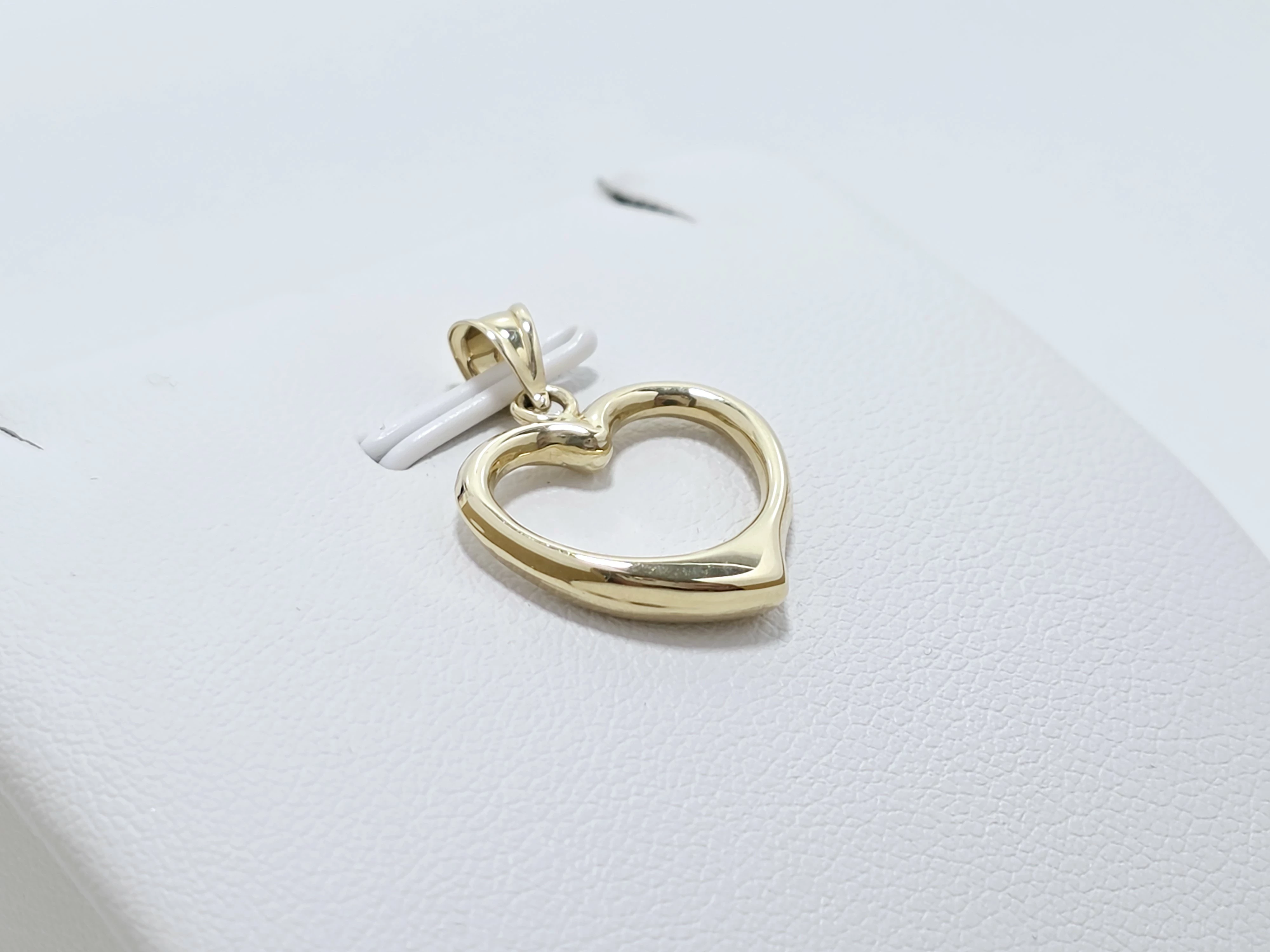 nienoszona-zlota-zawieszka-serce-585-079g-stan-11323-2