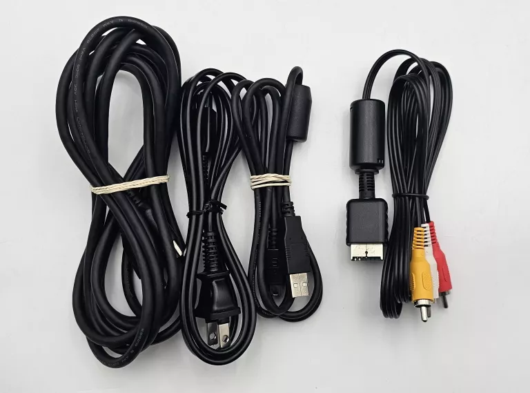 konsola-ps3-slim-1tb-cech-3000b-pad-okablowanie-pudelko-wyd-japonskie-ean-gtin-3588682297231